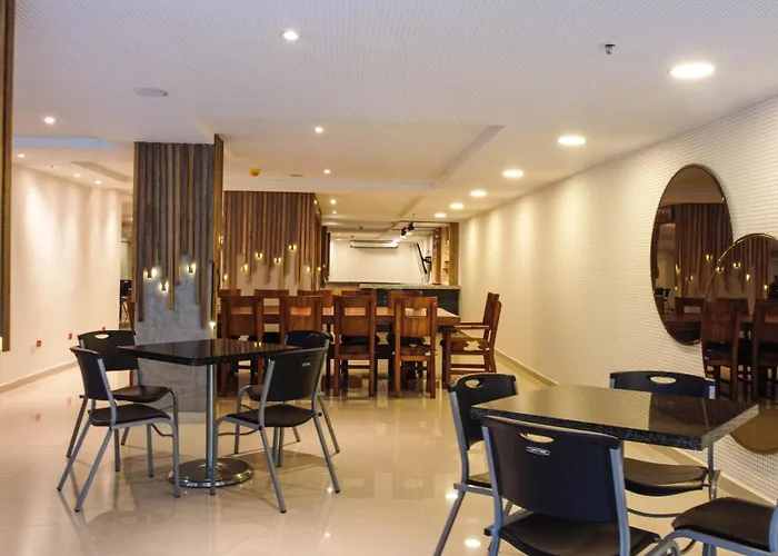 Hotel Manzur