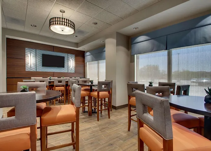 Drury Inn & Suites Iowa City Coralville
