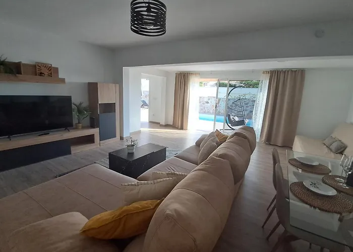 Casa Reina Tauro With Private Pool