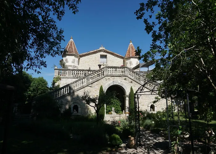 Bed and Breakfast Les Deux Tours à Brignon