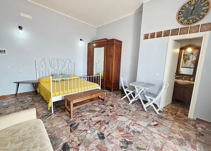 Maridea - Camere con vista al Porto