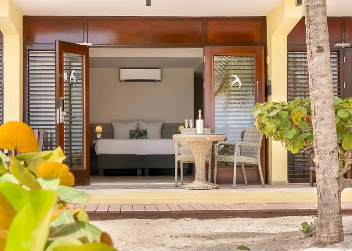 Lionsdive Beach Resort CURACAO