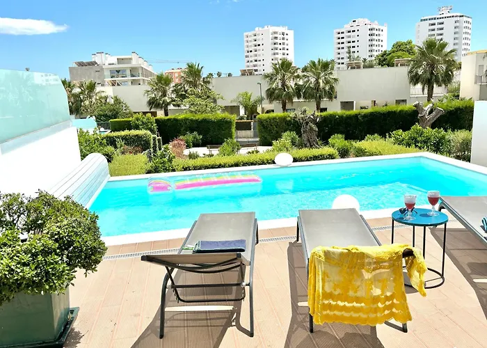 Luxury Villa & Private Heatable Pool In Albufeira