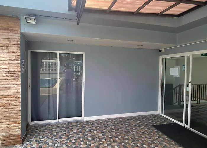 77 Patong Hotel & Spa