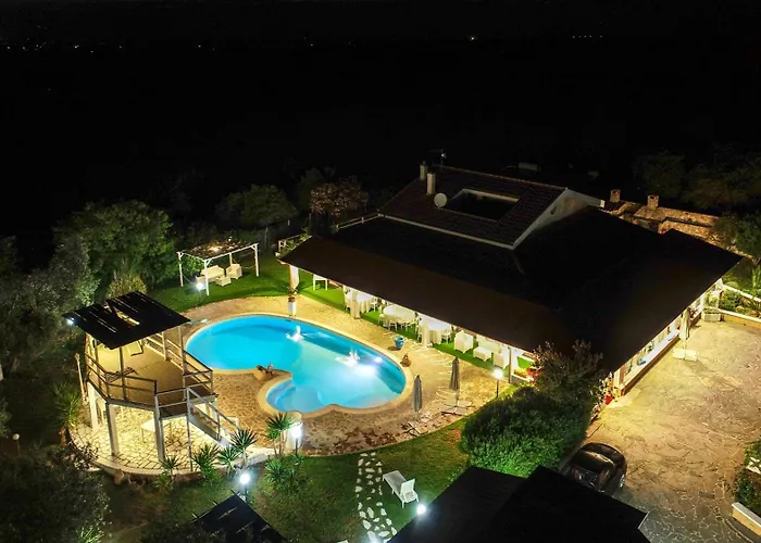 ANTICA DIMORA STORICA VILLA DI l ABBIU RELAIS