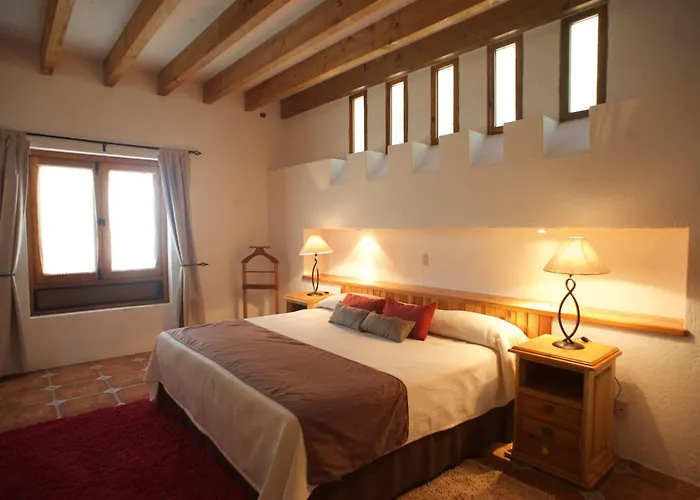 La Casona De Los Colibries El Pueblito 