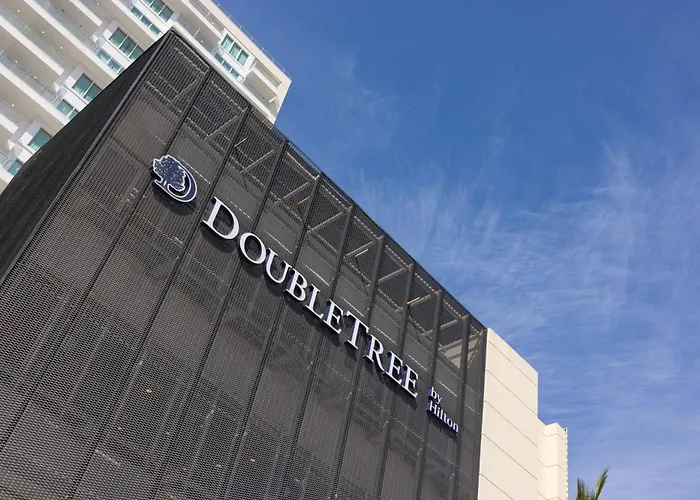 Doubletree By Hilton Mazatlan, Sin