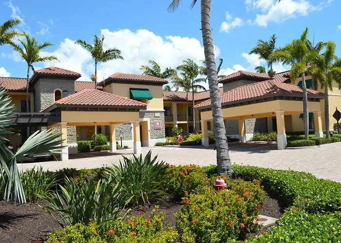 Naples Bay Resort And Marina