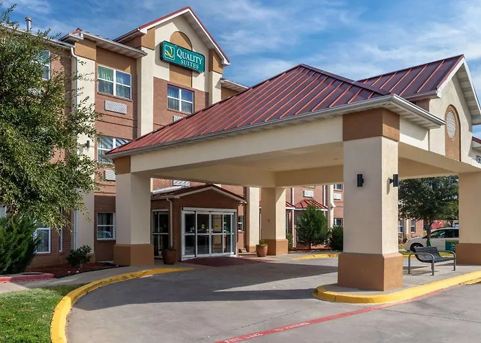 Quality Suites Addison-Dallas
