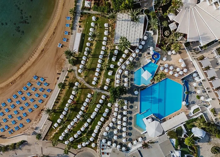 Golden Coast Beach Hotel