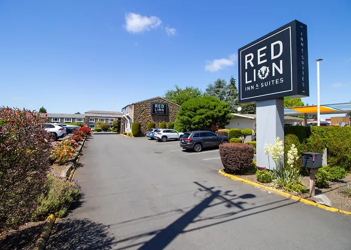 Red Lion Inn & Suites Vancouver