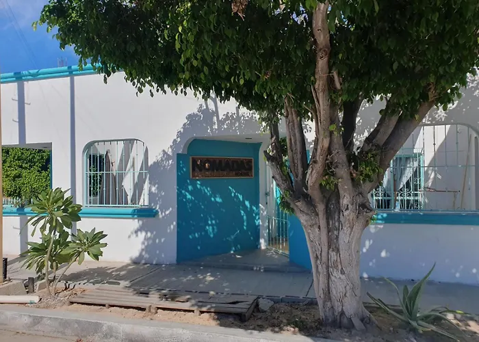 Nómadas Hostel
