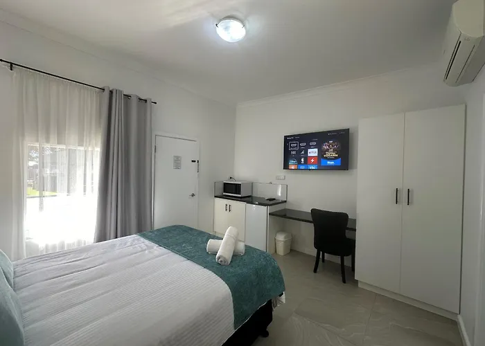 Mia Motel
