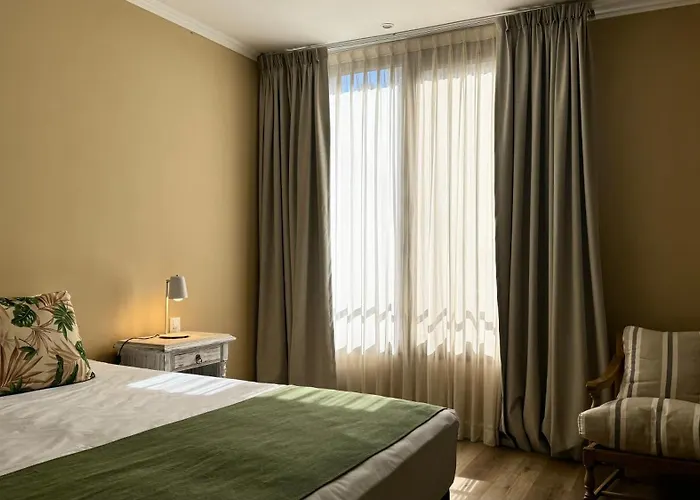 Gardi Hotel & Suites