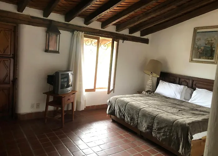 Posada de la Mision, Hotel Museo y Jardin