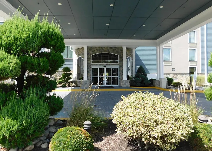 Comfort Inn & Suites Glen Mills - West Chester