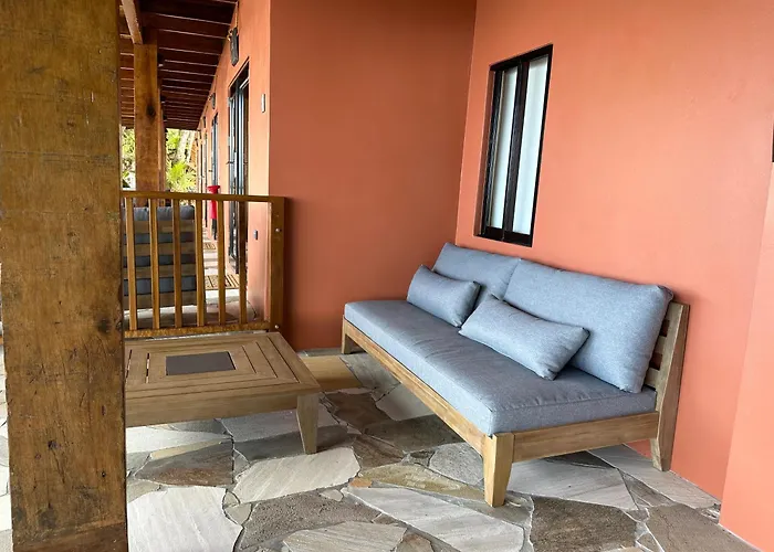 Mt. Plaisir Estate Hotel