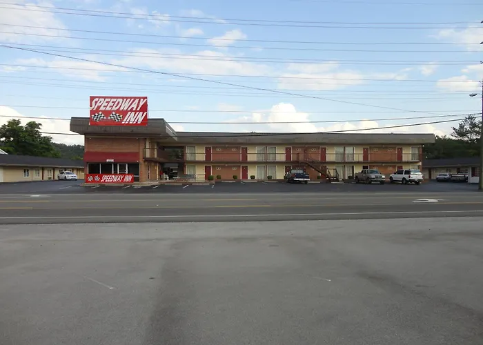 Speedway Inn