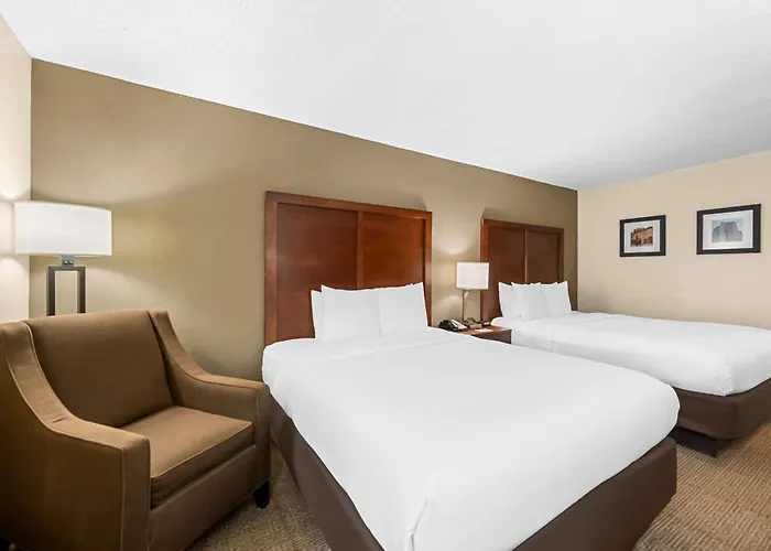 Comfort Inn & Suites Durham Near Duke University