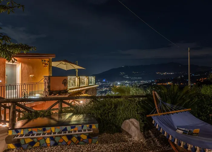 Villa Caruso Private Heated Pool & Sea View