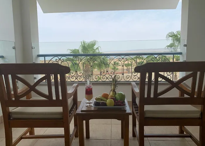 Lahami Bay Beach Resort Abū Ghuşūn