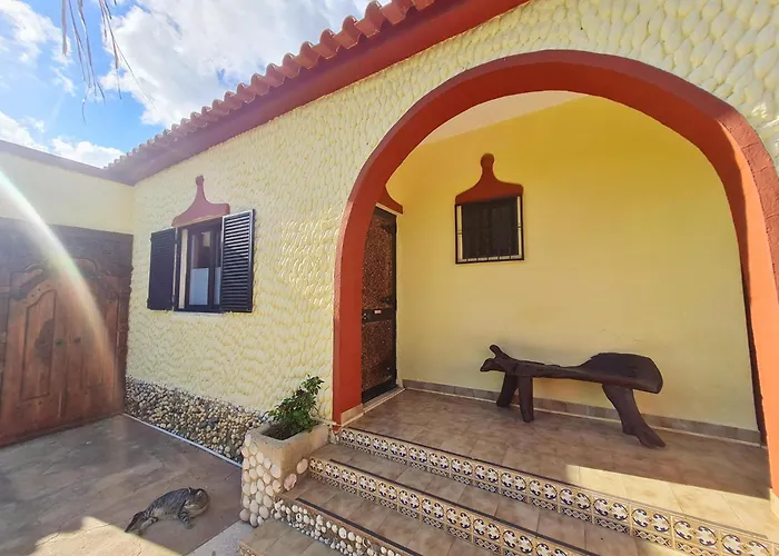 Villa Paraiso - Naturism Optional Adults Only