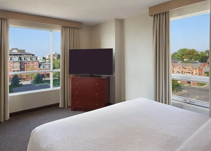 Residence Inn By Marriott Kingston Water'S Edge