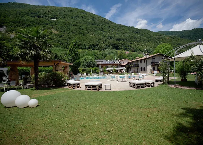 Ai Cadelach Hotel Giulia