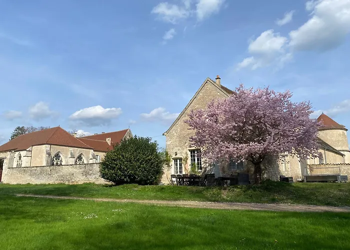 Abbaye De Reigny - Esprit De France