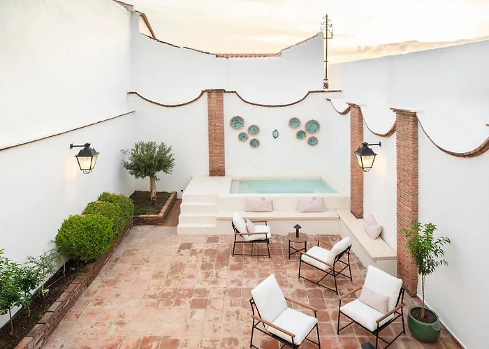 PUERTA de la AXARQUIA HOTEL BOUTIQUE