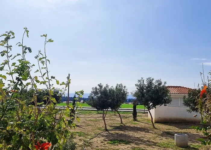 Shanti Paphos Holiday House