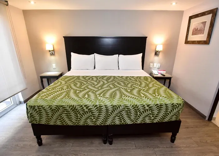 Plaza Camelinas Hotel