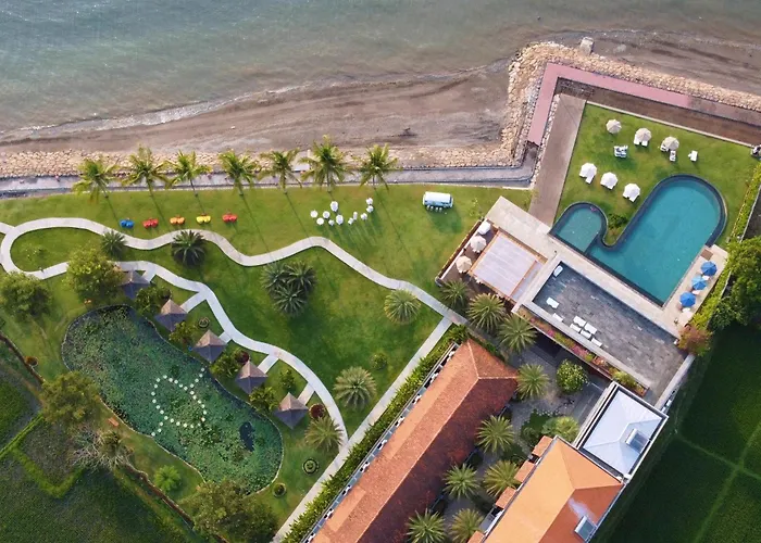 Beach Club & Resort