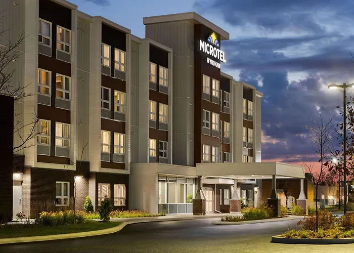 Microtel Inn & Suites By Wyndham Boisbriand