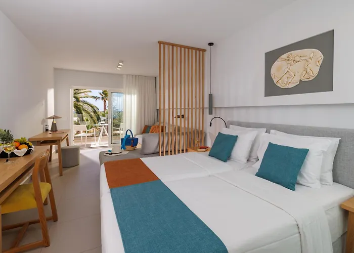 Anissa Beach Hotel