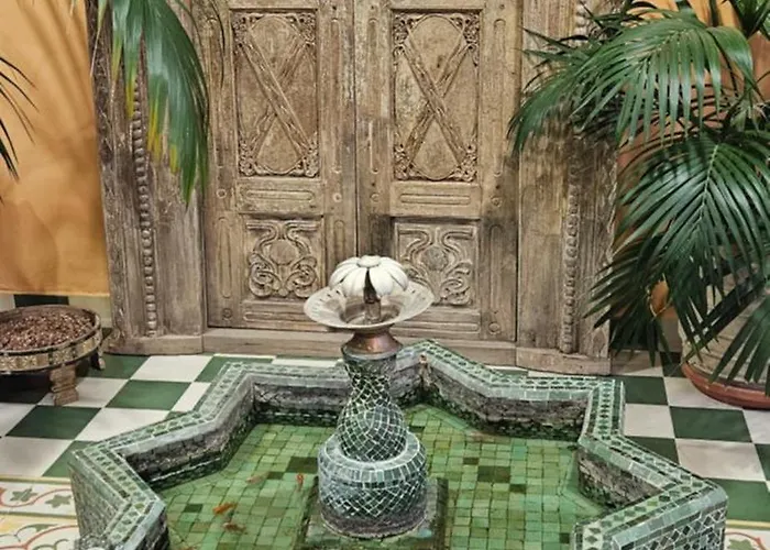Hostal La Fonda Grupo Terra de Mar, alojamientos con encanto