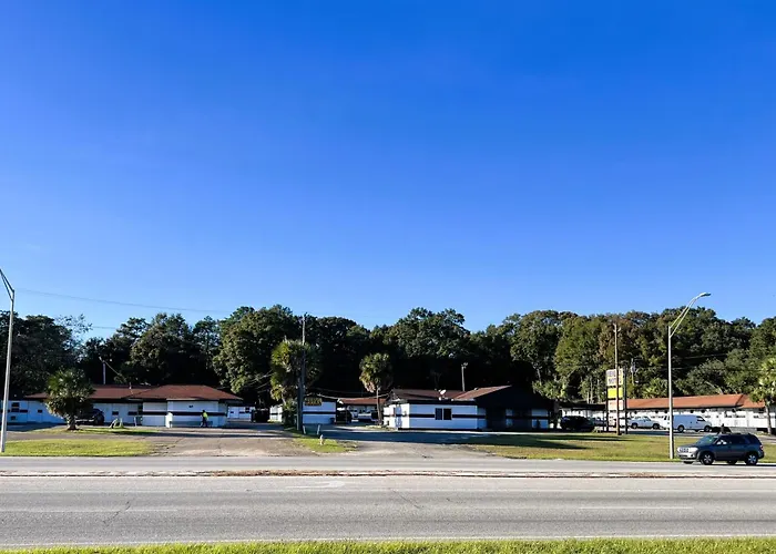 Beverly Motel