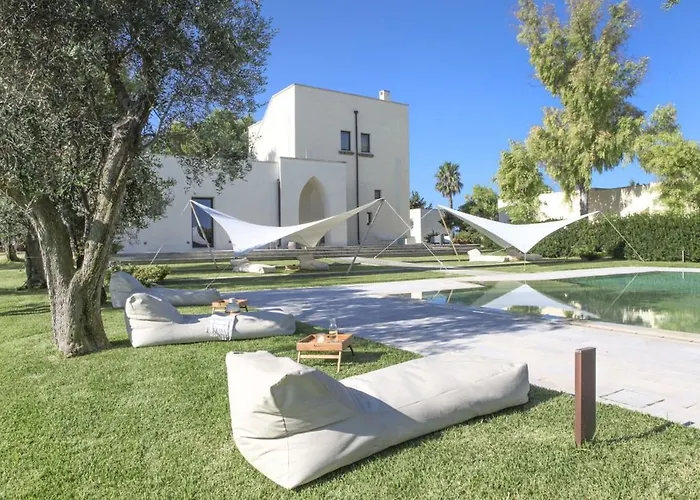 Masseria Ceratonia by Raro Villas
