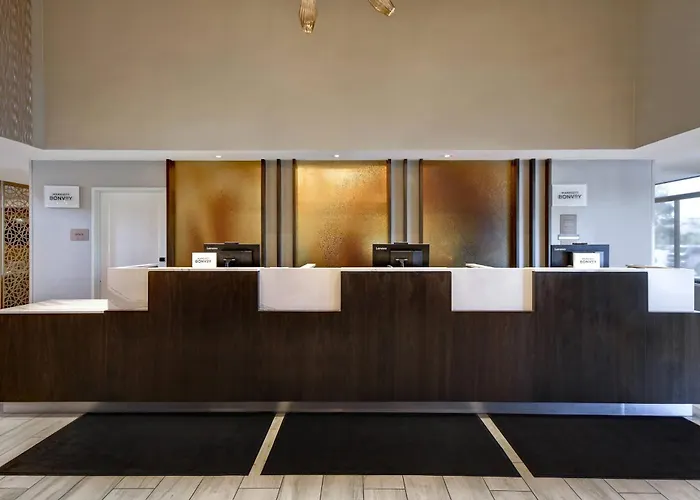 Fairfield Inn & Suites Airport South