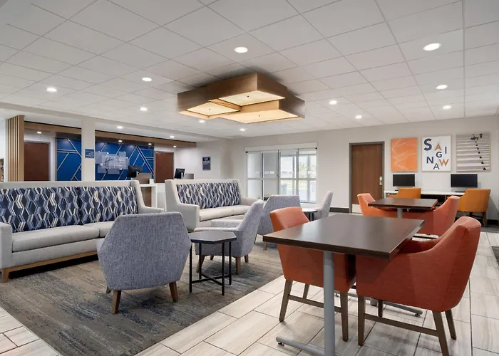 Holiday Inn Express Hotel & Suites Saginaw By Ihg