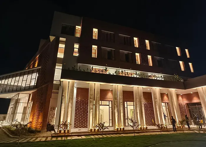 The Pearl Club Resort