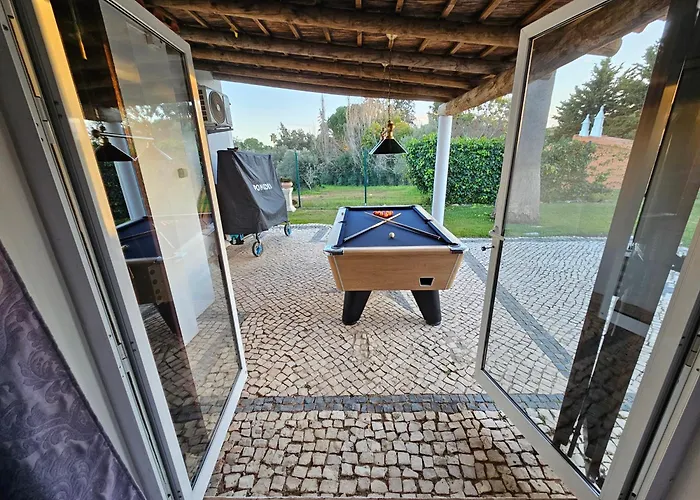 Villa Yvonne,Private Pool,Private Parking 1,7 Km From The Beach