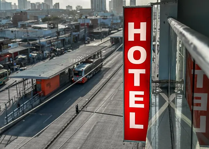 Hotel Bazurto Plaza