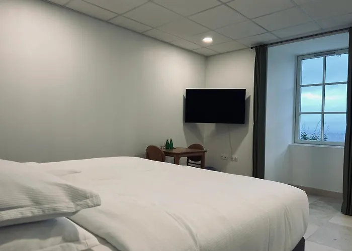 Château Lecusse - La Grande Roche - Hôtel, Spa, Boutique&Restaurant Broze
