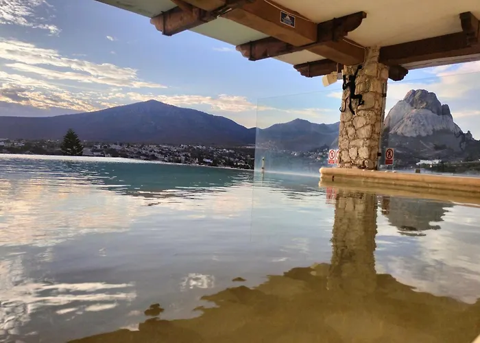Hoteles con Piscina en Bernal