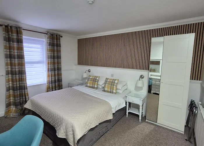 Hunters Meet Hotel Hatfield Heath