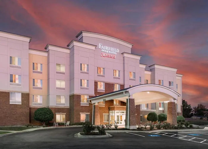 Fairfield Inn & Suites Kansas City Overland Park