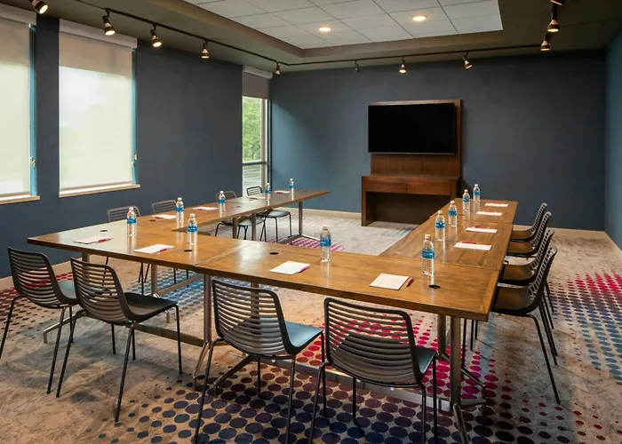 Aloft By Marriott Green Bay