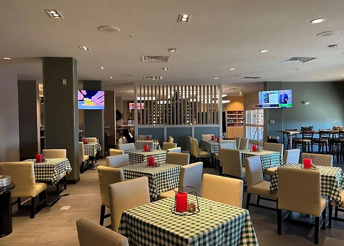 Best Western Plus Fillmore Inn & Suites