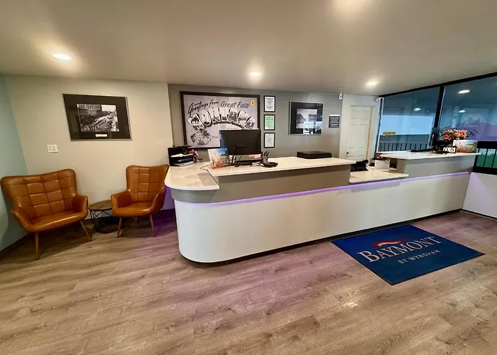 Baymont By Wyndham Great Falls City Center